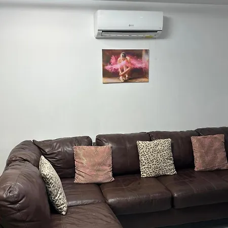 Appartement Near Finikoudes 3