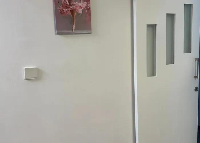 Near Finikoudes 3 Appartamento *